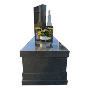 Granito Negro Sudafrica de 15 cms y tapa plana.